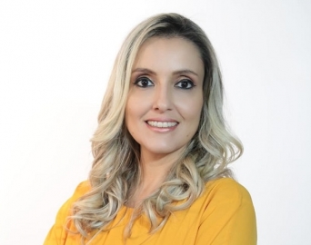 Carla Flores assume a Secretaria Municipal de Relações Institucionais