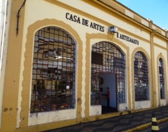 Casa de Artes e Artesanato completa 31 anos