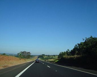 Desmoronamento de terra interdita a Castelo Branco