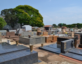 Cemitério Municipal promove recadastramento de jazigos