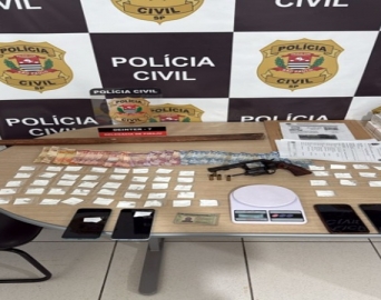 Operação Cerco Total prende sete pessoas e apreende drogas, arma e dinheiro