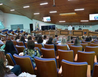 Conferência municipal debate políticas públicas de Assistência Social