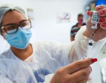 Próxima pandemia poderá ser pior, diz criadora da vacina da AstraZeneca