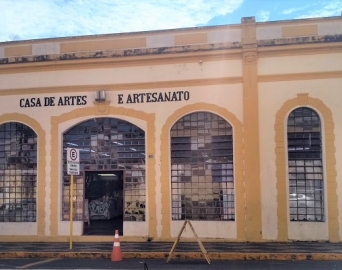 Casa de Artes e Artesanato anuncia retorno dos cursos presenciais