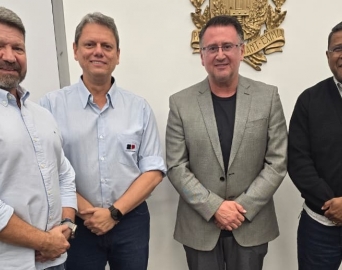 Prefeito Roberto Araujo anuncia conquista de R$ 10 milhões para combater enchentes