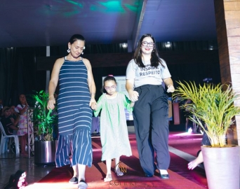Indústria têxtil Lunelli apoia desfile de moda inclusiva em Avaré