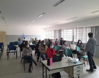 Educação Ambiental é tema de capacitação para professoras municipais