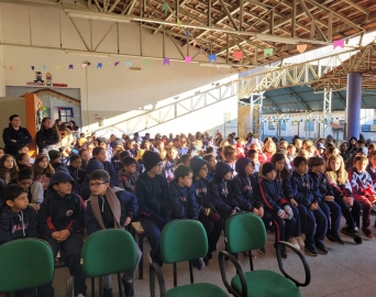 Cerca de 4,5 mil alunos assistiram à palestra contra violência sexual em Avaré