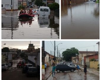Em 30 minutos, chuva alaga diversas ruas de Avaré