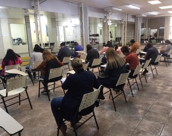 Grupo Tenda recebe currículos de forma presencial no CATE de Avaré