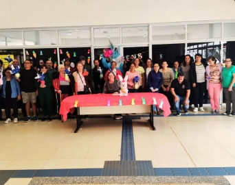 Celebração de Páscoa emociona pacientes no CAPS II com entrega de ovos