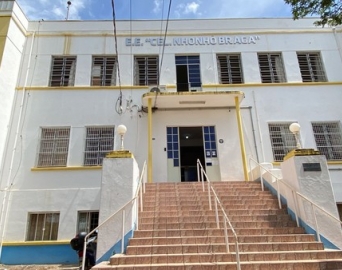 Escola de Piraju suspende aulas após confirmação de casos de Covid