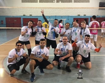 Avaré conquista vice-campeonato em torneio misto de vôlei