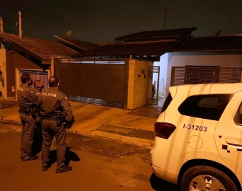 Polícia investiga artefato explosivo jogado em casa de vereador 