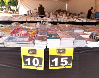 Feira do Livro acontece até 30 de março no Largo São João