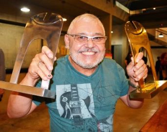 Avareense Fernandes é o vencedor do 45º Salão do Humor de Piracicaba