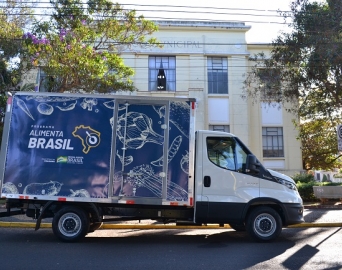 Avaré conquista caminhão-baú para transporte de alimentos