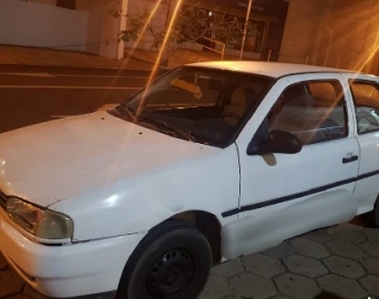 Polícia Militar prende ladrão e recupera carro furtado