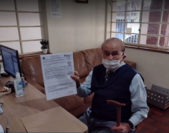 Aos 102 anos, Genez Parize renova sua CHN em Avaré