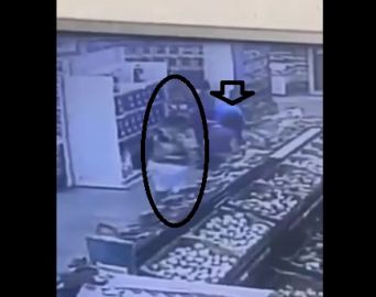 Idosa tem a bolsa furtada dentro de supermercado em Avaré
