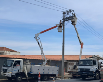 Acidentes com veículos provocaram 134 interrupções de energia na região de Avaré
