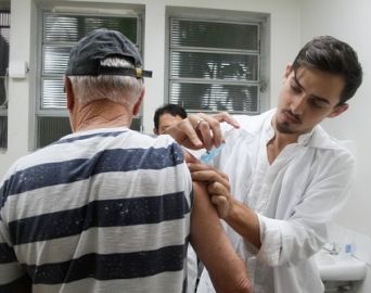 Vacinação contra a gripe é aberta para toda a população