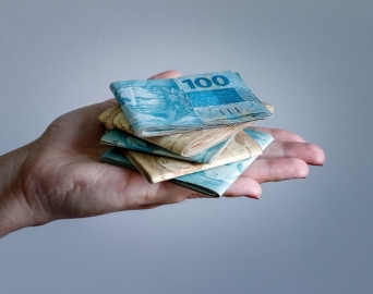 Brasileiro já pagou mais de R$ 1 trilhão em impostos apenas em 2022