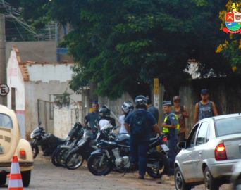 Operação da PM fiscaliza mais de 100 motocicletas em Avaré