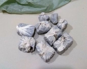 Foragido é recapturado portando porções de maconha