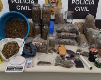 Polícia Civil encontra mais de 10 quilos de drogas em residência 