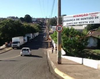 Mudança de mão de direção em ruas requer atenção dobrada