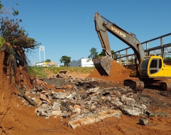 Ação da Prefeitura de Avaré retira cerca de 400 toneladas de amianto abandonado
