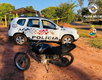 Moto sem identificação é apreendida na estrada da Ponte Alta