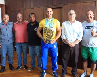 Atleta avareense vence campeonato de fisiculturismo em Curitiba