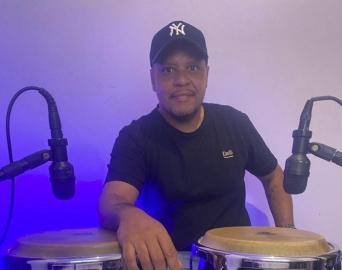Percussionista Everton Aquino reúne artistas locais nesta terça, 17, no Centro Cultural
