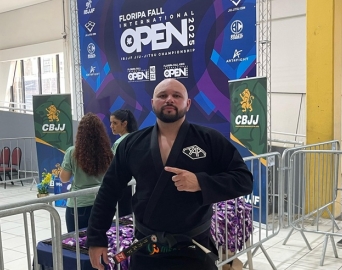 Lutador de Avaré conquista prata em campeonato internacional de jiu-jitsu
