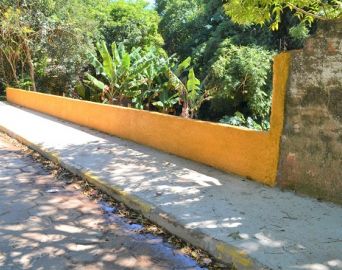 Obra da Prefeitura elimina erosão da Rua Tenente Apiaí