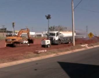 Quase 40 mil veículos devem trafegar pela SP-255 neste feriado