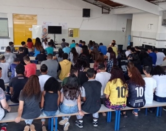 Policiais Militares realizam palestras de conscientização em escolas de Avaré