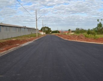 Pavimentação da Rua Albânia no Jardim Europa é concluída
