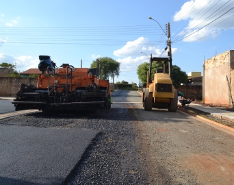 Prefeitura conclui mais uma etapa na pavimentação do Terras de São José