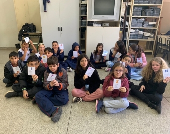 Folclore é tema de projeto em aulas de informática nas escolas municipais