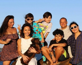 Sabrina Sato encanta com fotos da família em Avaré