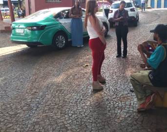 População de rua é orientada a procurar a Casa de Passagem