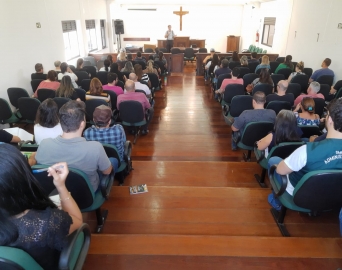 Servidores participam de treinamento sobre plataforma digital que substitui papel