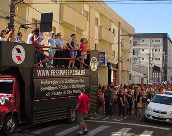 Sindicato vai discutir possível greve do funcionalismo