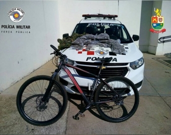 Polícia Militar localiza grande quantidade de drogas com ciclista