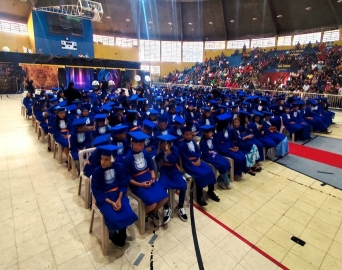 Formatura marca encerramento do ano letivo na Rede Municipal de Ensino