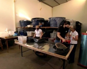 Família de Avaré é destaque no Globo Rural pela criação de tenébrio