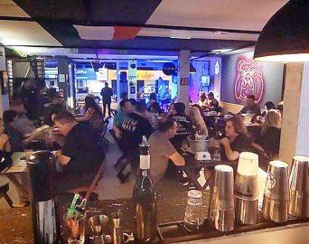 Bares, lanchonetes e restaurantes poderão abrir até as 22h em Avaré